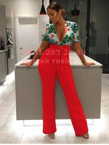 Evinde Görüşme Yapan Escort